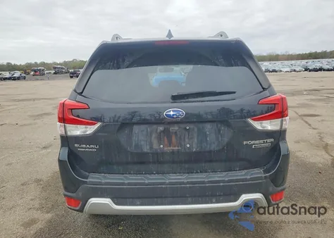 2020 Subaru Forester Touring z USA, uszkodzony, nr VIN JF2SKAXC3LH477005